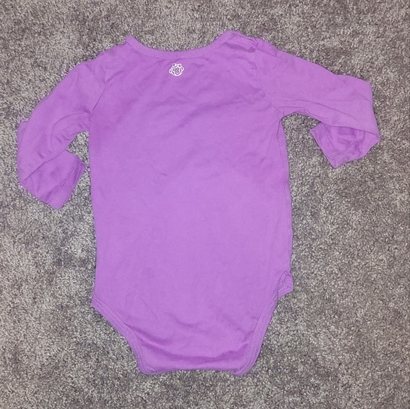 Onsie - Picture 2 of 4